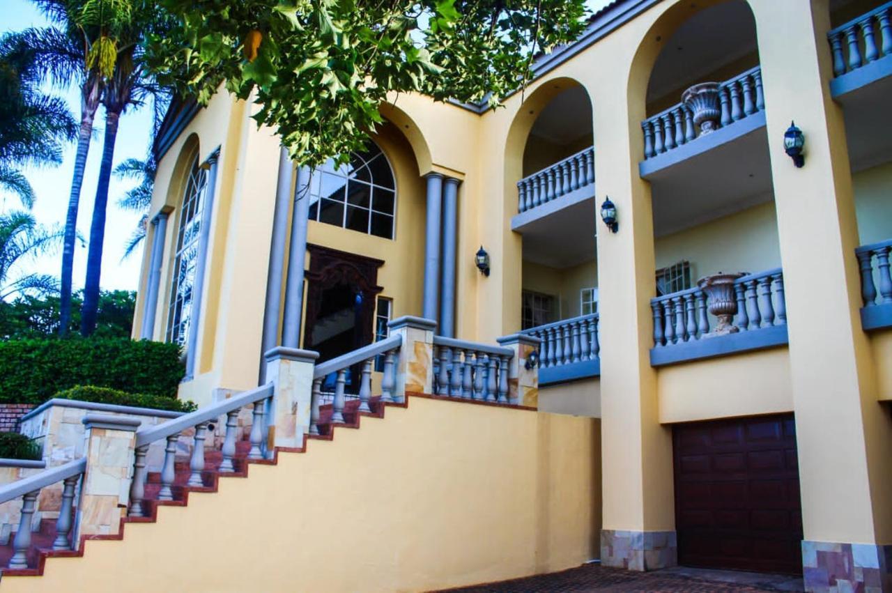 Tdm'S Boutique Guest House Претория Экстерьер фото