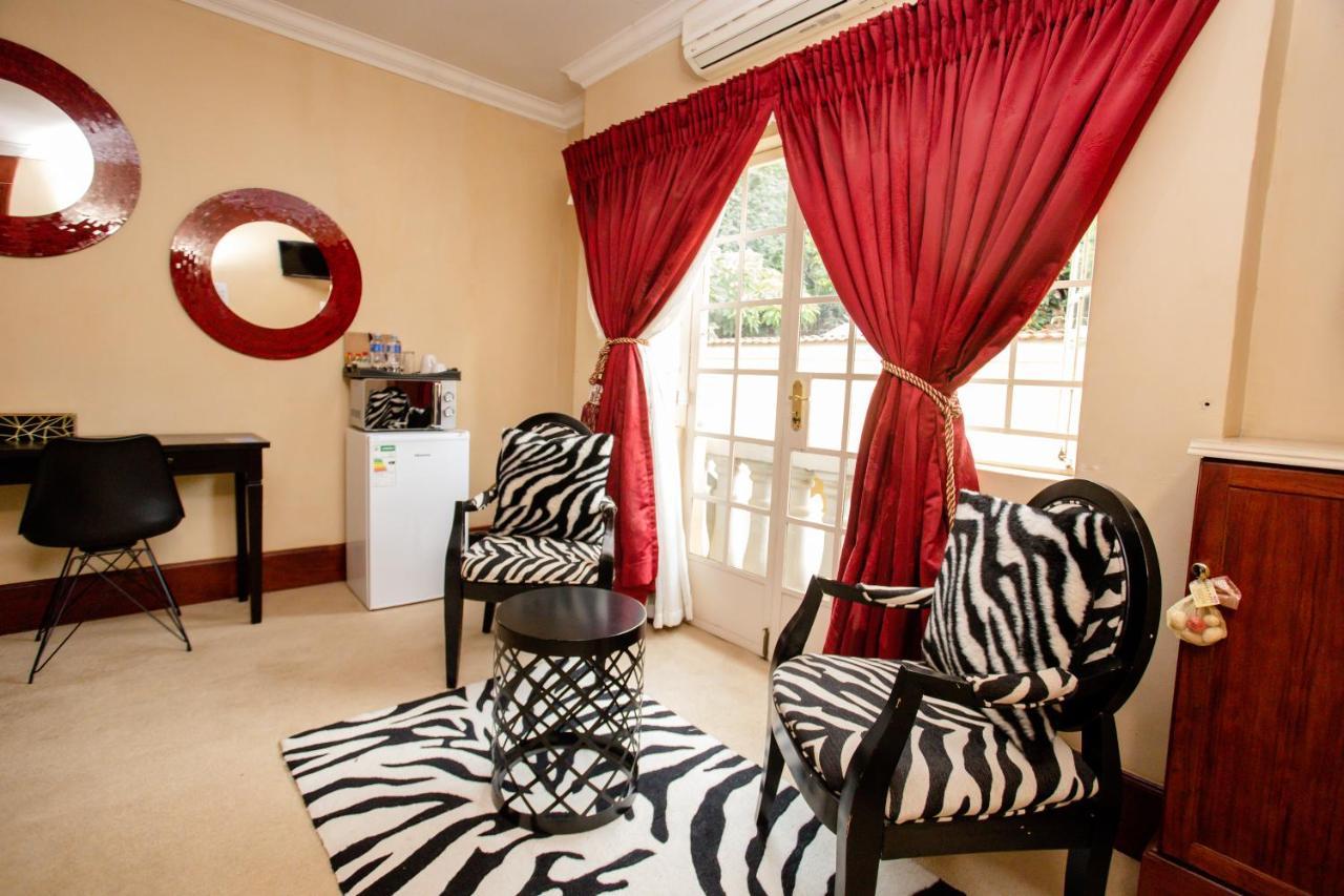 Tdm'S Boutique Guest House Претория Экстерьер фото