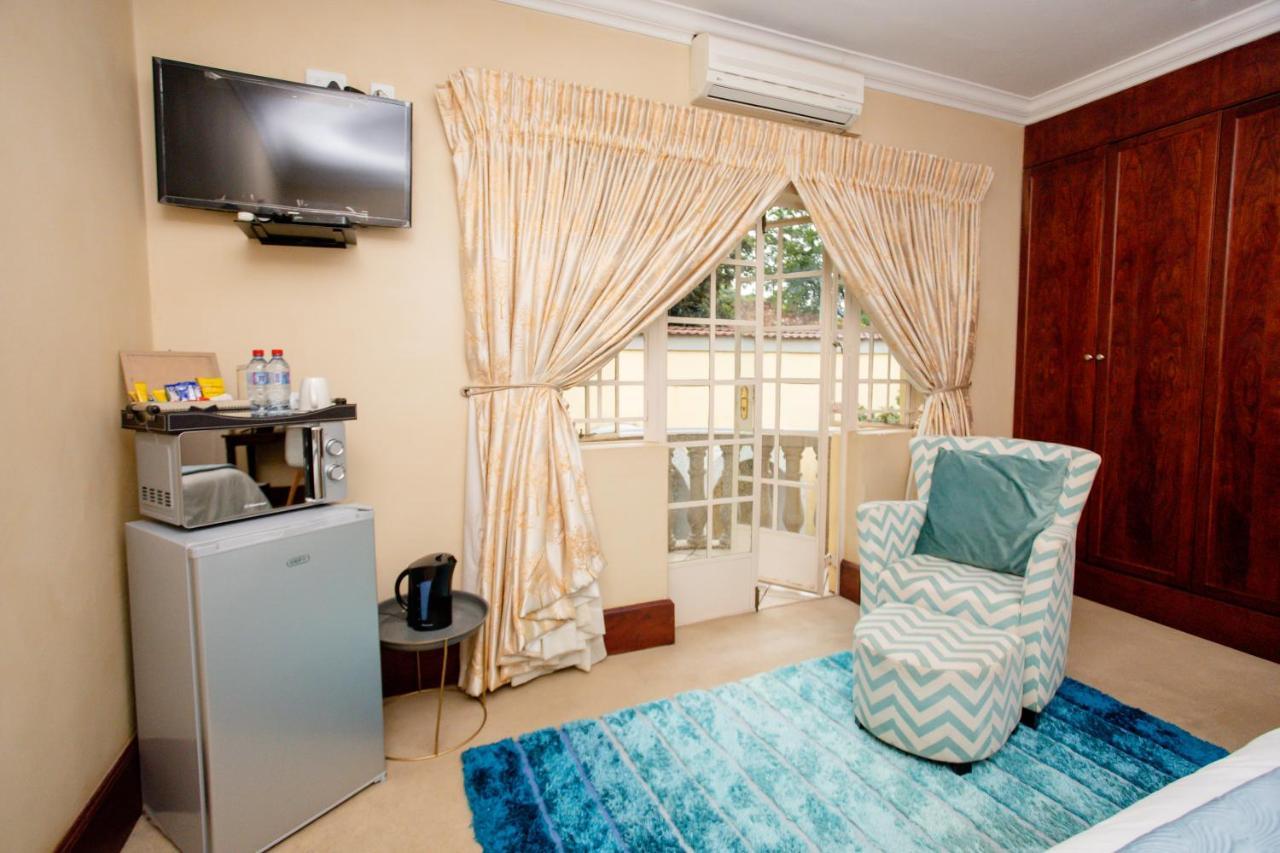 Tdm'S Boutique Guest House Претория Экстерьер фото