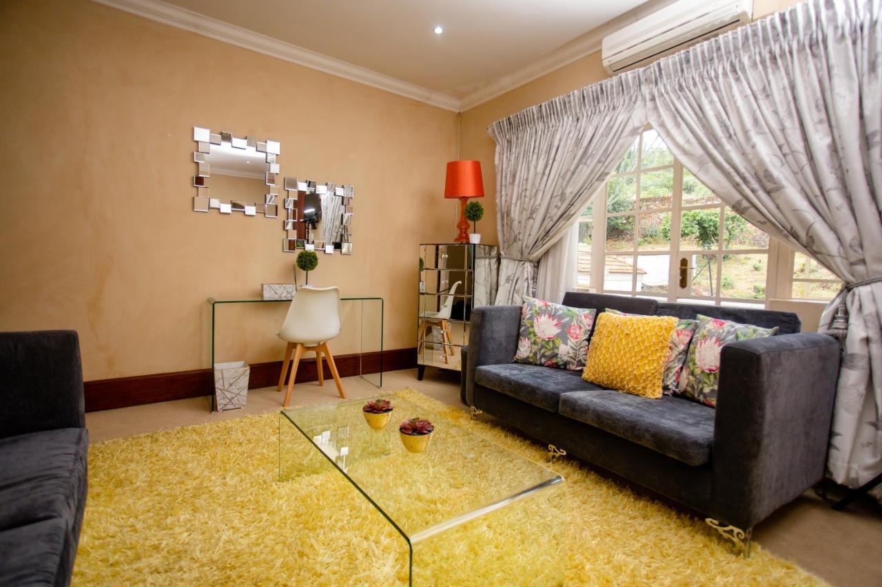 Tdm'S Boutique Guest House Претория Экстерьер фото