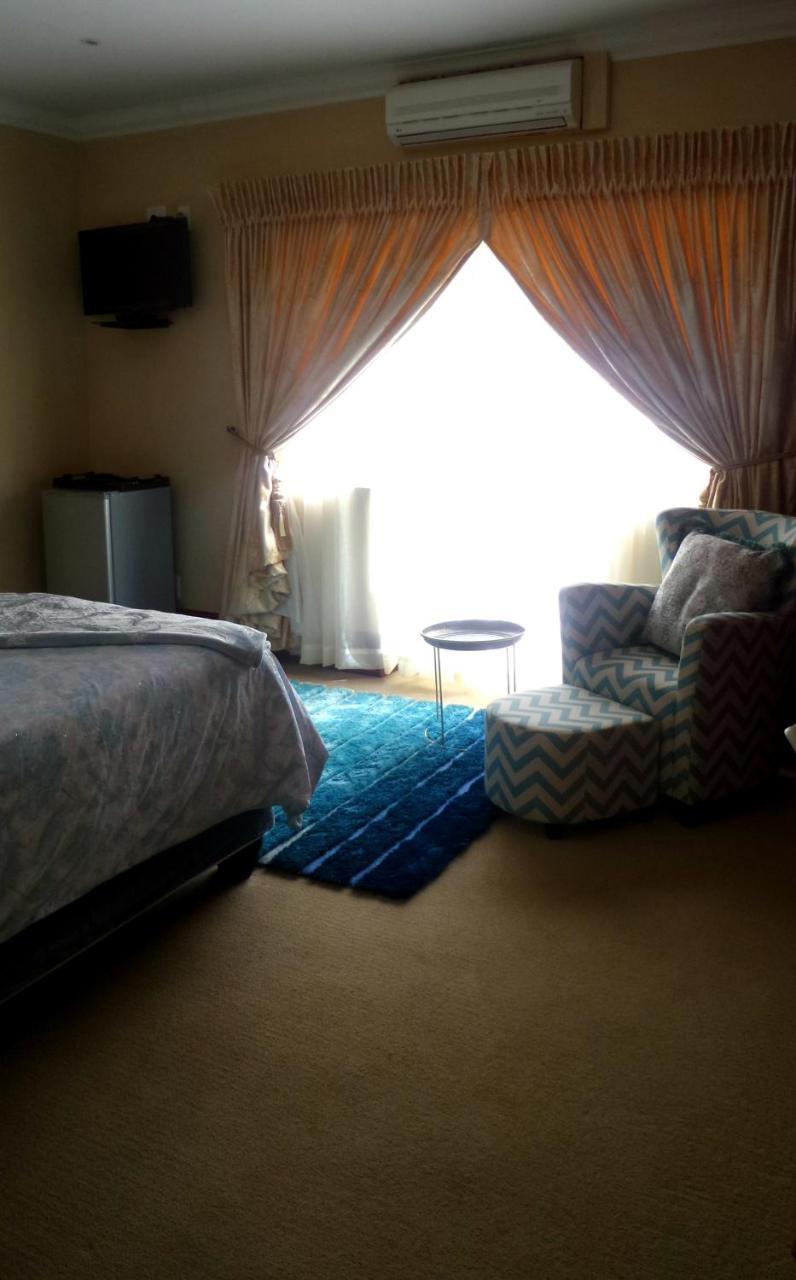 Tdm'S Boutique Guest House Претория Экстерьер фото